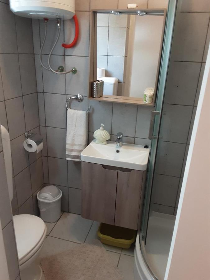 Apartment Vesna Milna  Eksteriør bilde