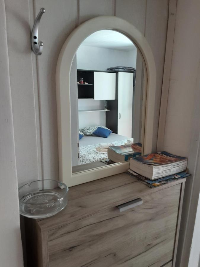 Apartment Vesna Milna  Eksteriør bilde