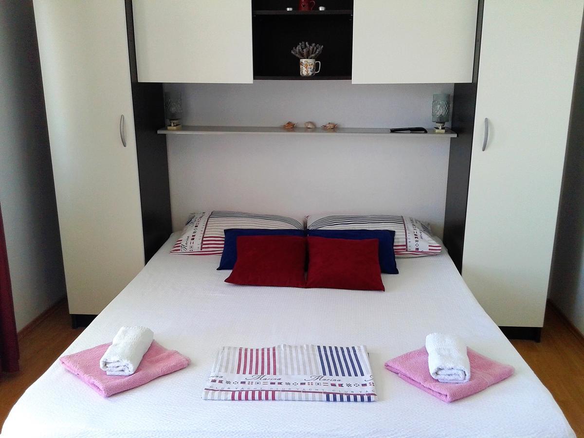 Apartment Vesna Milna  Eksteriør bilde